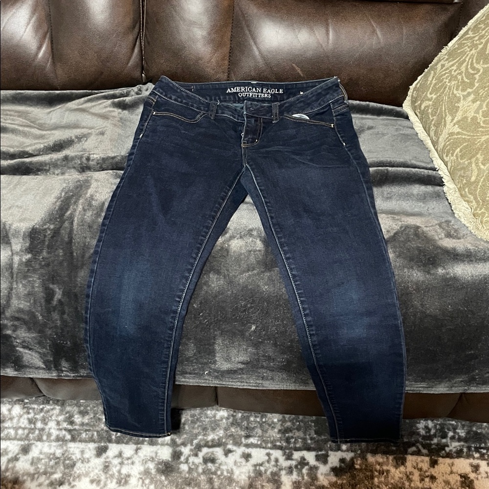 AMERICAN EAGLE dark wash jeggings
